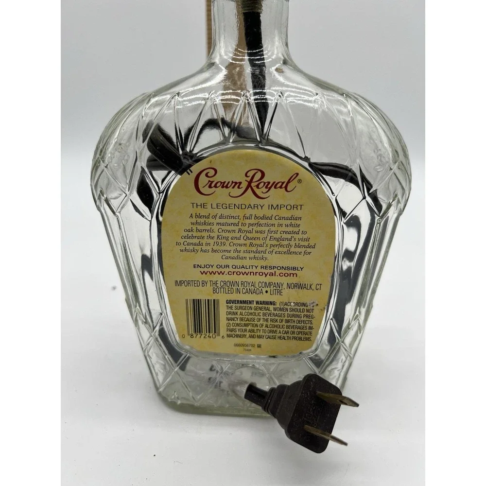 CROWN ROYAL WHISKEY Liquor Bar Bottle TABLE LAMP Lounge‎ Light